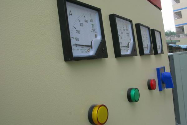 遂平配电柜-3683讲讲配电柜注意事项